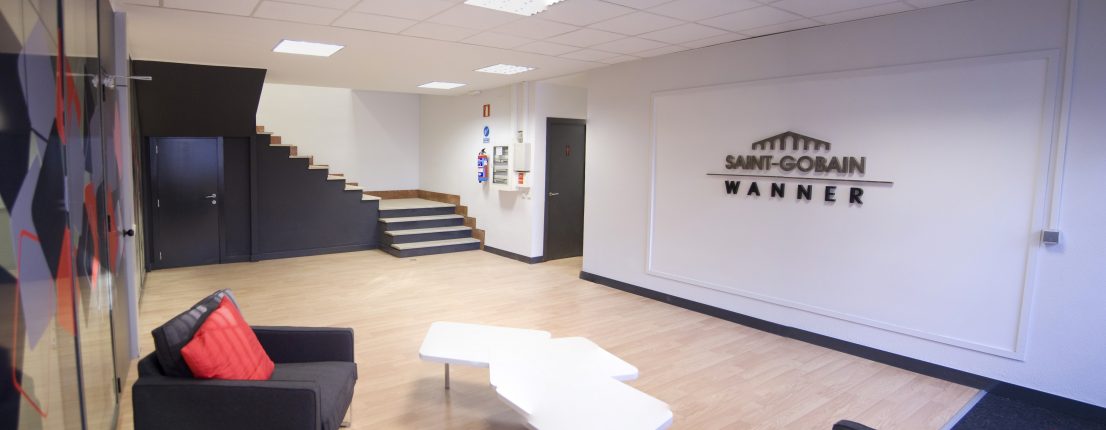 Interiorismo oficinas Saint Gobain Wanner